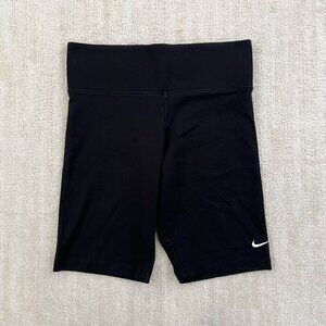 Nike Leg-A-See Black Cotton Biker Shorts M